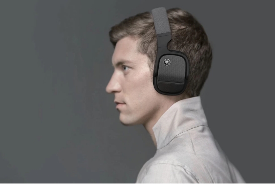 　　Yamahas neue High-End-Over-Ear-Kopfhörer scheinen bereit zu sein, gegen die AirPods Max anzutreten