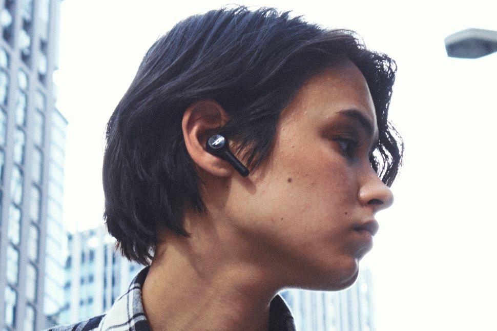 　　Diesel tritt dem Spiel mit echten drahtlosen Ohrhörern bei