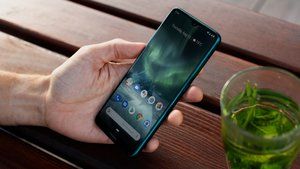 Nokia 6.2 im Hands-On-Video: Günstiges Android-One-Handy mit Triple-Kamera