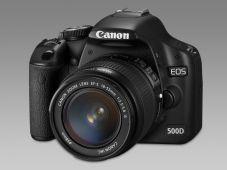 Media-Markt-Schnäppchen: Canon EOS 500D mit Zubehör für 888 Euro