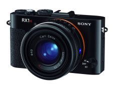 Neue Sony-Kompaktkameras: RX1R und RX100 II