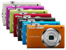 Nikon Coolpix S3000: Flache Allround-Kamera