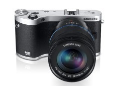 NX300: WLAN-Systemkamera und 3D-Objektiv von Samsung